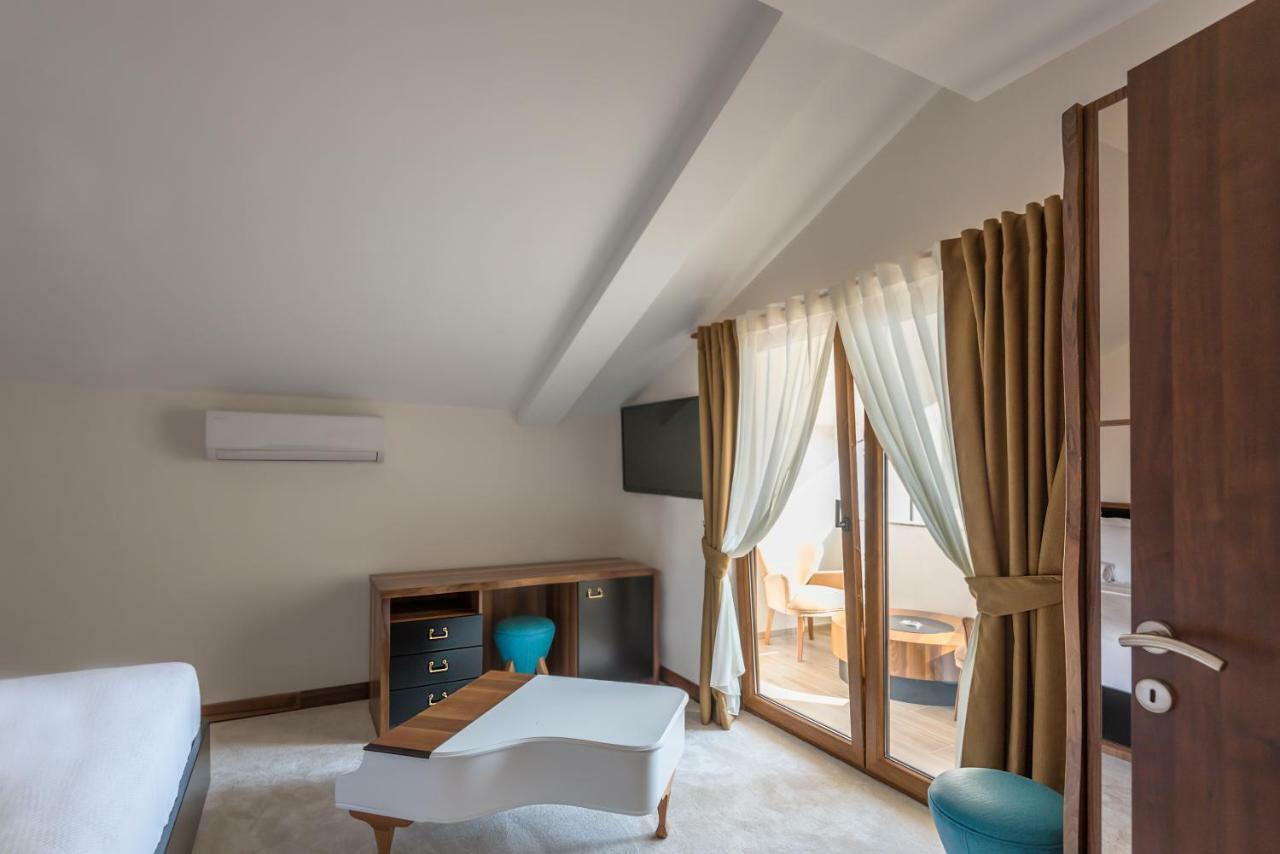 Waikiki Apartments Tivat Exteriér fotografie