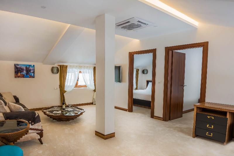 Waikiki Apartments Tivat Exteriér fotografie